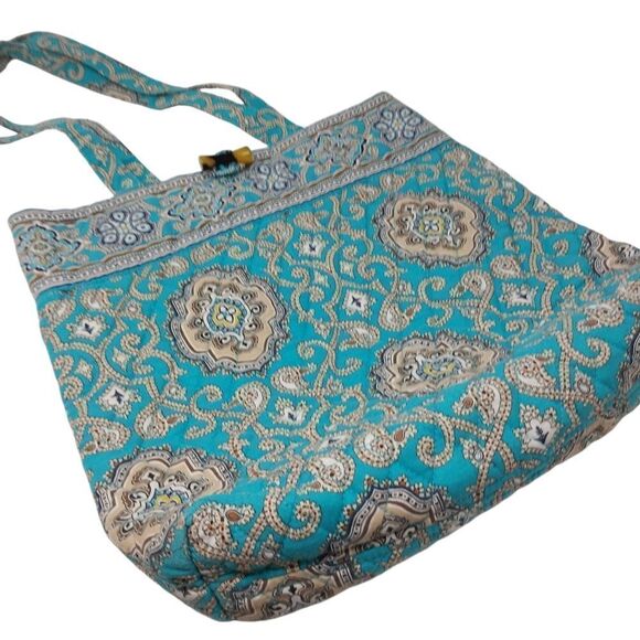 Vera Bradley Tote Bag. - Picture 1 of 14